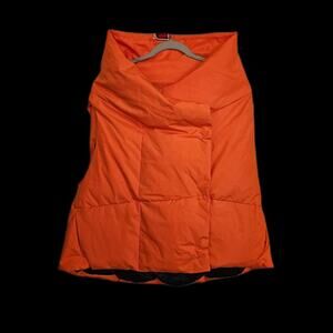 Pretty Rugged Waterproof Puffer Vest Orange M/L NWT Puffy Warm Fall Vibes